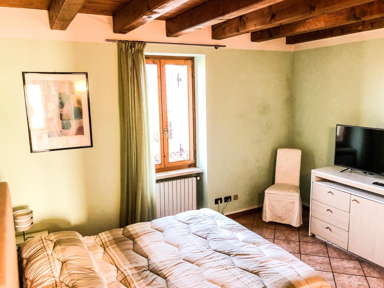 Le Finestre Su Borghetto Hotel วาเลจโจ ซูล มินโช ภายนอก รูปภาพ
