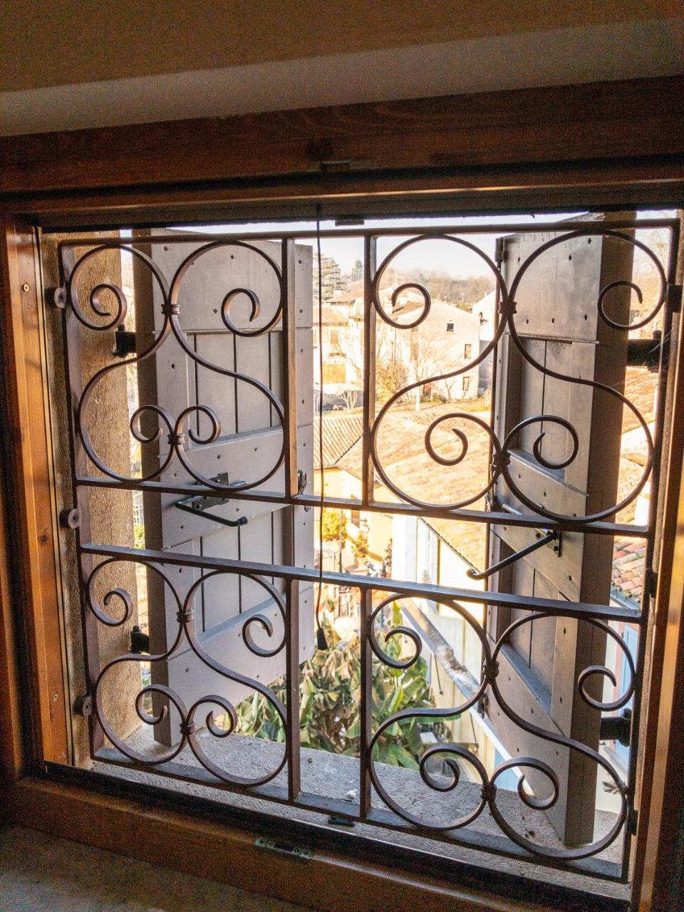 Le Finestre Su Borghetto Hotel วาเลจโจ ซูล มินโช ภายนอก รูปภาพ